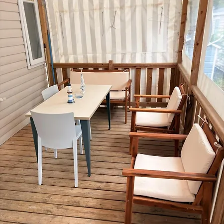 Mobil-home 2 * サンティレール・ド・リエ
